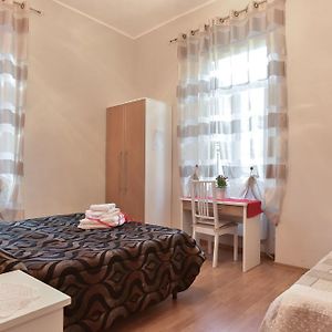 Claudia Suites